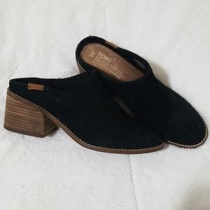 TOMS Suede Clogs